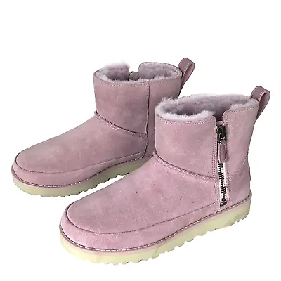 UGG Womens Classic Zip Mini Ankle Boot 1113590 Shell Pink US Size 5 Lamb Fur • $64.99