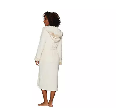 Dennis Basso Plush Robe W/ Faux Fur Trim & Monogram Initial • $19.99