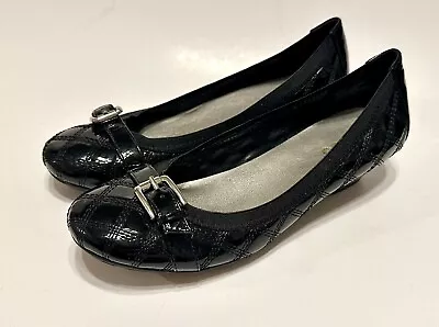 Me Too Womens Medley Classic Pump Heel Black Leather Buckle Slip On Mid 8.5M VGC • $24.99