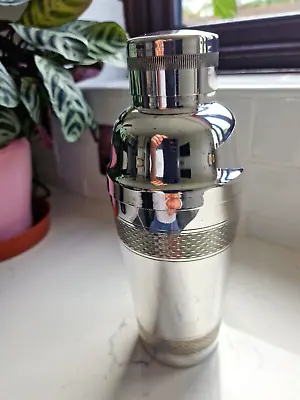 £75 • Buy Silver Plated Engine Turned Vintage Cocktail Shaker W8563