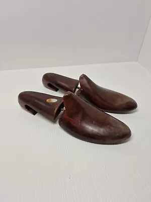 Vintage Shoe Keepers Rochester Shoe Tree Co. Solid Toe Hardwood 3110 D4 • $14.99