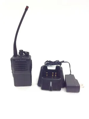 GREAT Vertex Standard VX-351 Two-Way Radio Set UHF 450 MHz - 512 MHz Vx-351-G7-5 • $39.95