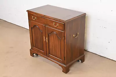 Henkel Harris Georgian Mahogany Flip Top Rolling Buffet Server Or Bar Cabinet • $2295