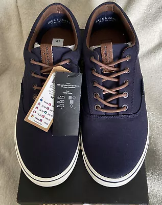 £27 • Buy Jack & Jones Shoes UK 6 + Crew Neck T Shirt - M - New In Original Packaging