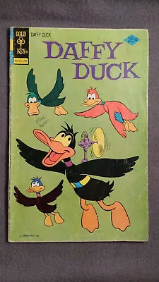 Daffy Duck #95 (1975) GD-FN Gold Key Comics $4 Flat Rate Comb Shipping • $2.95
