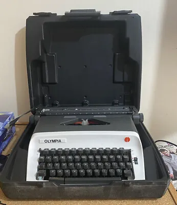 Olympia Model B12 Typewriter Tested & Working - Preowned • £39.99