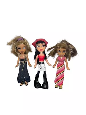 Lot Of 3 Mini 4.5  Bratz Fashion Dolls With Some Clothing & Accessories  • $16.95