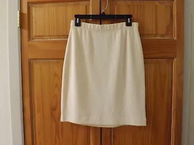 ST.JOHN Textured Knit Skirt In Ivory--size S • $21.50