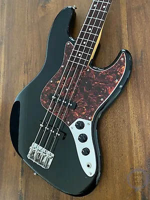Fender Jazz Bass High Gloss Black 1997 Tort Guard • $1050