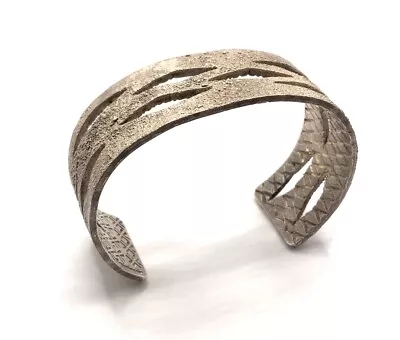 Native Choctaw Aaron Brokeshoulder Tufa Cast Sterling Silver Men’s Cuff Bracelet • $199.99