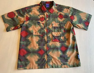 Urban Outfitters Without Walls Abstract Print Fishing Shirt Men’s Large • $24.99