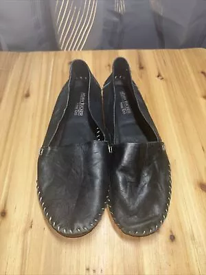Adam Tucker Me Too Black Leather Flat Moccasin Womens Size 9.5 • $9