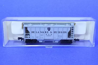 Atlas N Scale D&H Delaware & Hudson 2 Bay PS-2 Covered Hopper Car 3161 • $17.99