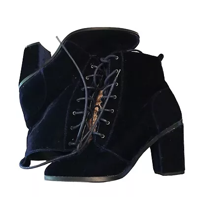 Brady Women's  Velvet Midnight Blue Heeled Booties Sz10 • $25.99