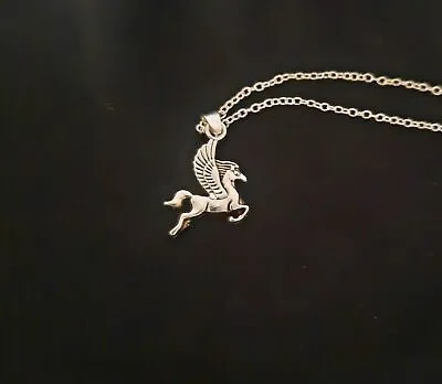$9.89 • Buy Jades Cute Tiny Silver Colored Zinc Alloy Pegasus Pendant Necklace 18  New 39