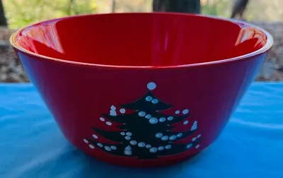 Waechtersbach Red Christmas Tree 9 Inch Round Vegetable Serving Bowl Mint • $14.95