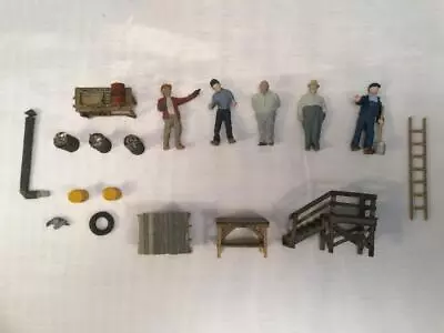 O Scale Arttista Figures Lot #1 Barrels Work Benches Loading Dock Details • $4.99