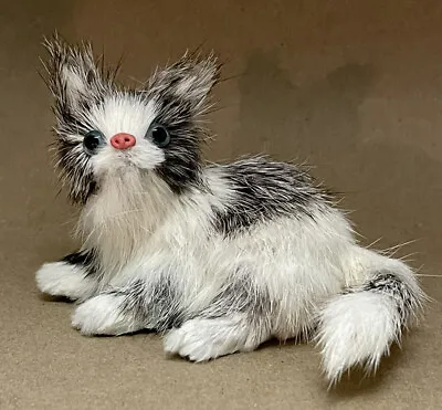 Vintage Mini Real Rabbit Fur Black White Kitty Cat Figurines Blue Glass Eyes • $14.50