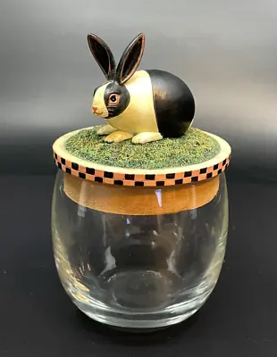 Yankee Candle Country Classics Rabbit Jar Topper W/ 8 Oz Glass Jar Warren Kimble • $15.99