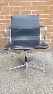 Genuine ICF By Charles Eames EA108 118 Black Leather Office Chair • £450