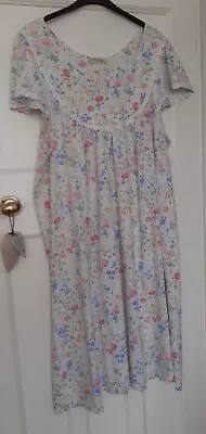 David Nieper Nightdress 100% Cotton  Floral Size 2 Xl Good Condition • £6.99