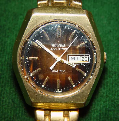 Vintage 1970'S Swiss BULOVA ACCUTRON Day Date Man's Gold Tone Watch  • $95.96