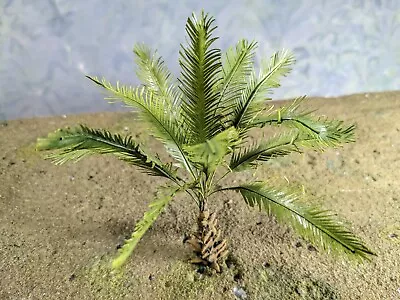 4.5  SHORT PALM W 10 Long Detailed Fronds 1/35 Military Diorama W US Ship #1160 • $15.50