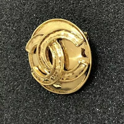 CHANEL Vintage Brooch Coco Logo Round Goldplate 94P • $539.83