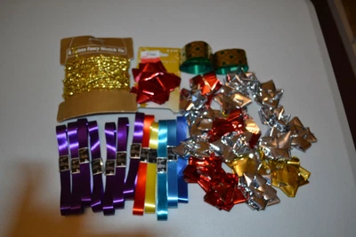 $12 • Buy Unwanted Christmas Bows And Ribbons Brand New