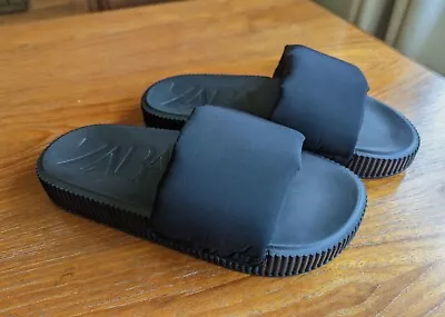 $25 • Buy Zara Black Chunky Slides, Sz. 38/US 7.5