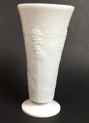 7.5” White GRAPE Milk Glass Paneled Footed Vase Vintage NO CHIPS • $10.99