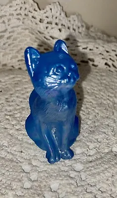 MOSSER.  Glass 3”  Sitting  CAT.  New Crystal Carnival Airbrushed Blue • $29.99