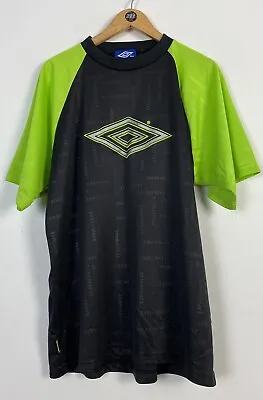 Mens Umbro Soccer Shirt / Large / Soccer Tee / Casual • £12