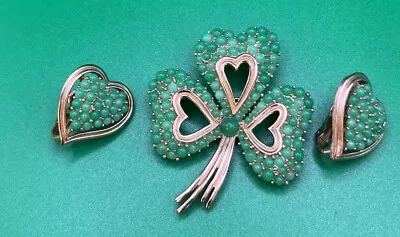 $249.99 • Buy Vintage Gold Tone Signed Trifari Green Cabochon Heart Clover Brooch Earrings Set