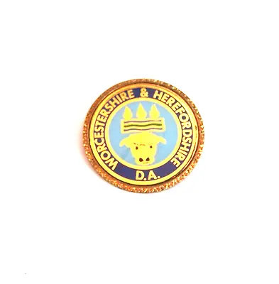 Worcestershire And Herefordshire District Association Lapel Badge (Caravan Club) • £3.50