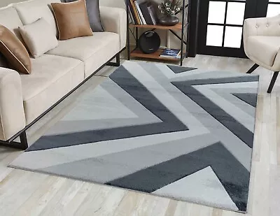 Valencia Zig Zag Small - Large Living Room Area Hand Carved Rugs - Grey/Black • £25.99