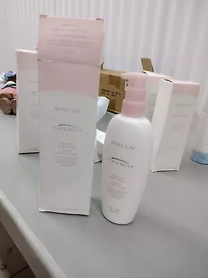 Mary Kay VISIBLY FIT BODY LOTION - 8 Fl Oz NEW In The Box -READ • $21.99