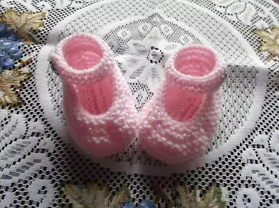 Hand Knitted  Baby Shoes / Booties 0-3 Months  • £2.30