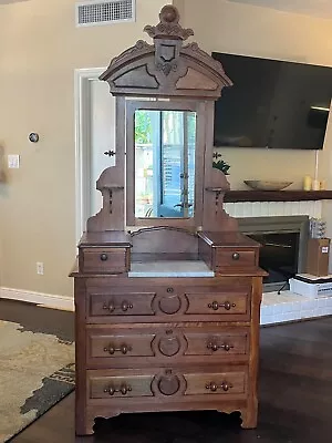 Antique Late 1800's Victorian Walnut Victorian Dresser 5 Drawer • $800