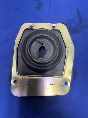 1999-04 Ford Mustang Lower Shift Boot Rubber Isolator Metal Frame 132 • $19.99