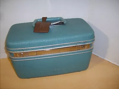 RARE Vintage  Turquoise Samsonite Silhouette Train Makeup/Vanity Case • $59.99