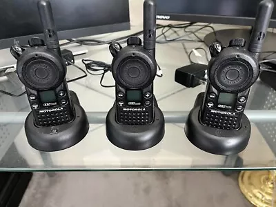 Motorola CLS1410 4 Chanel UHF 2-Way Radio  Batt+Charger & Ear Incd (Lot Of 3) • $300