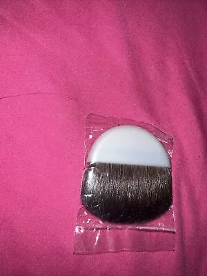 Mary Kay Signature ROUND POWDER BRUSH New & Sealed Discontinued • $8.95