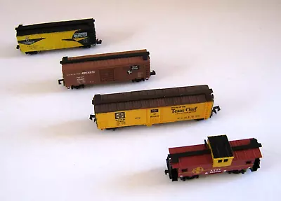 N SCALE - Lot Of 4 Rolling Stock - Freight Boxcars Caboose + • $9