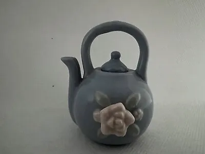 VINTAGE Collectible Miniature Teapot  Made In Occupied Japan  BLUE With Lid  • $14.99