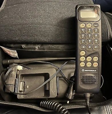 $24.95 • Buy Vintage Motorola Cellphone SCN2523A Mobile Bag Car Phone Untested