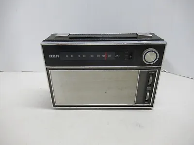 Vintage RCA Globetrotter AM Radio Model RZG133E Works • $19.99