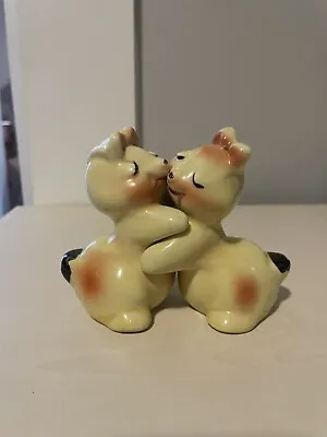 Vintage Van Tellingen ‘Bunny Hug’ Huggers Salt And Pepper Shakers • $9.90