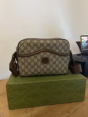 Gucci Messenger Bag With Interlocking G • £624.99
