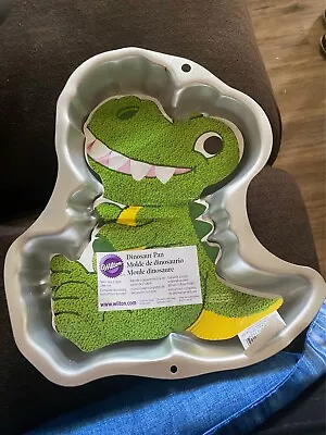 Wilton NEW Baby Dinosaur Cake Pan 2105-1022 T-Rex With Insert & Instructions  • $10